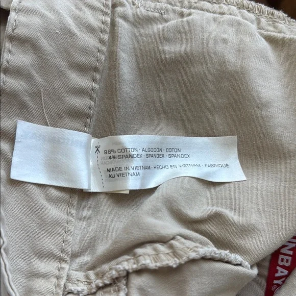 UNIONBAY Tan Cargo Shorts with Classic Design - Picture 7 of 9